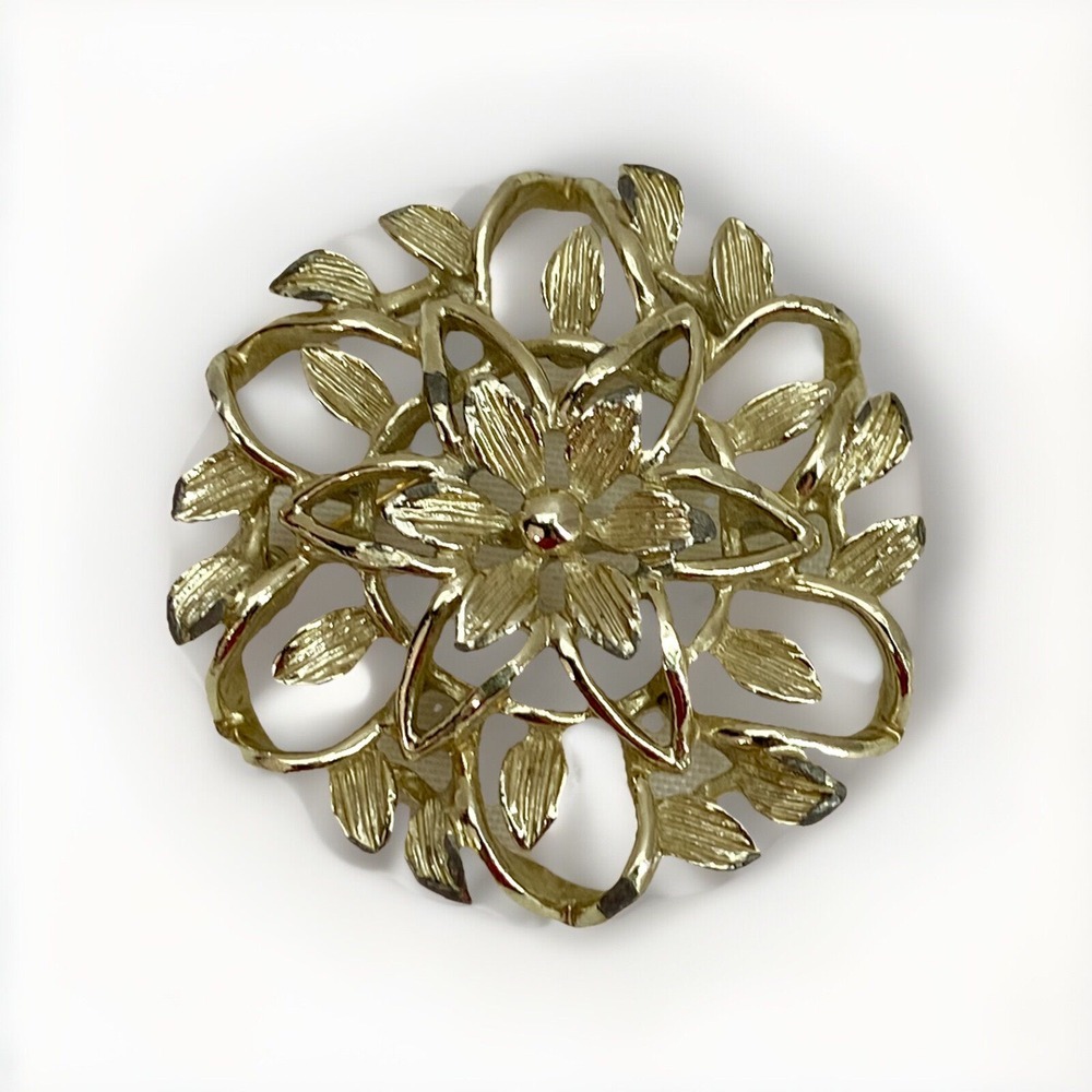 Vintage‎ Signed SARAH COVENTRY Gold Tone Open Leaf Flower Brooch Pin Fashion